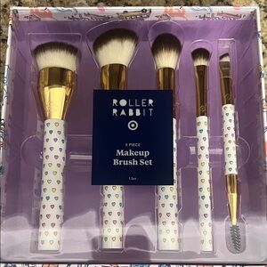 Roller Rabbit 5 piece makeup brush set